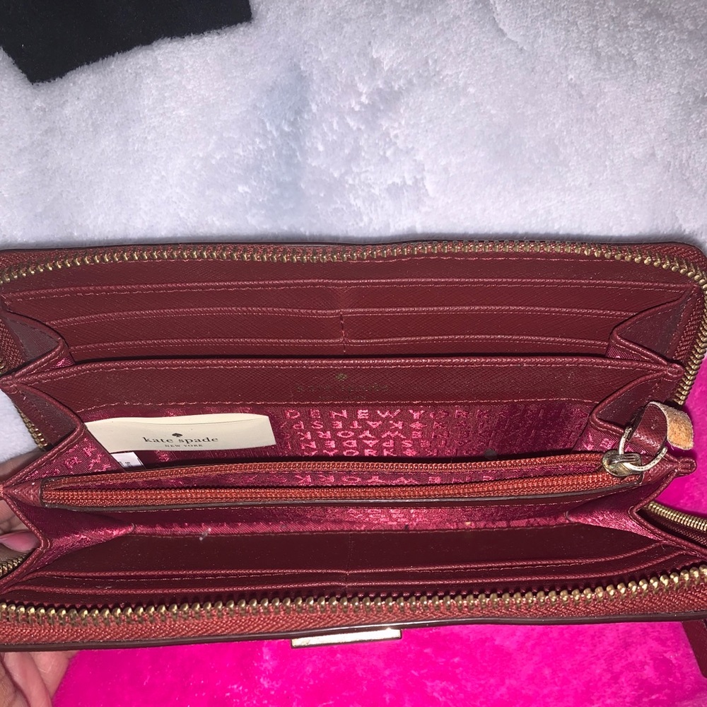 Kate Spade Wallet - Picture 4 of 6